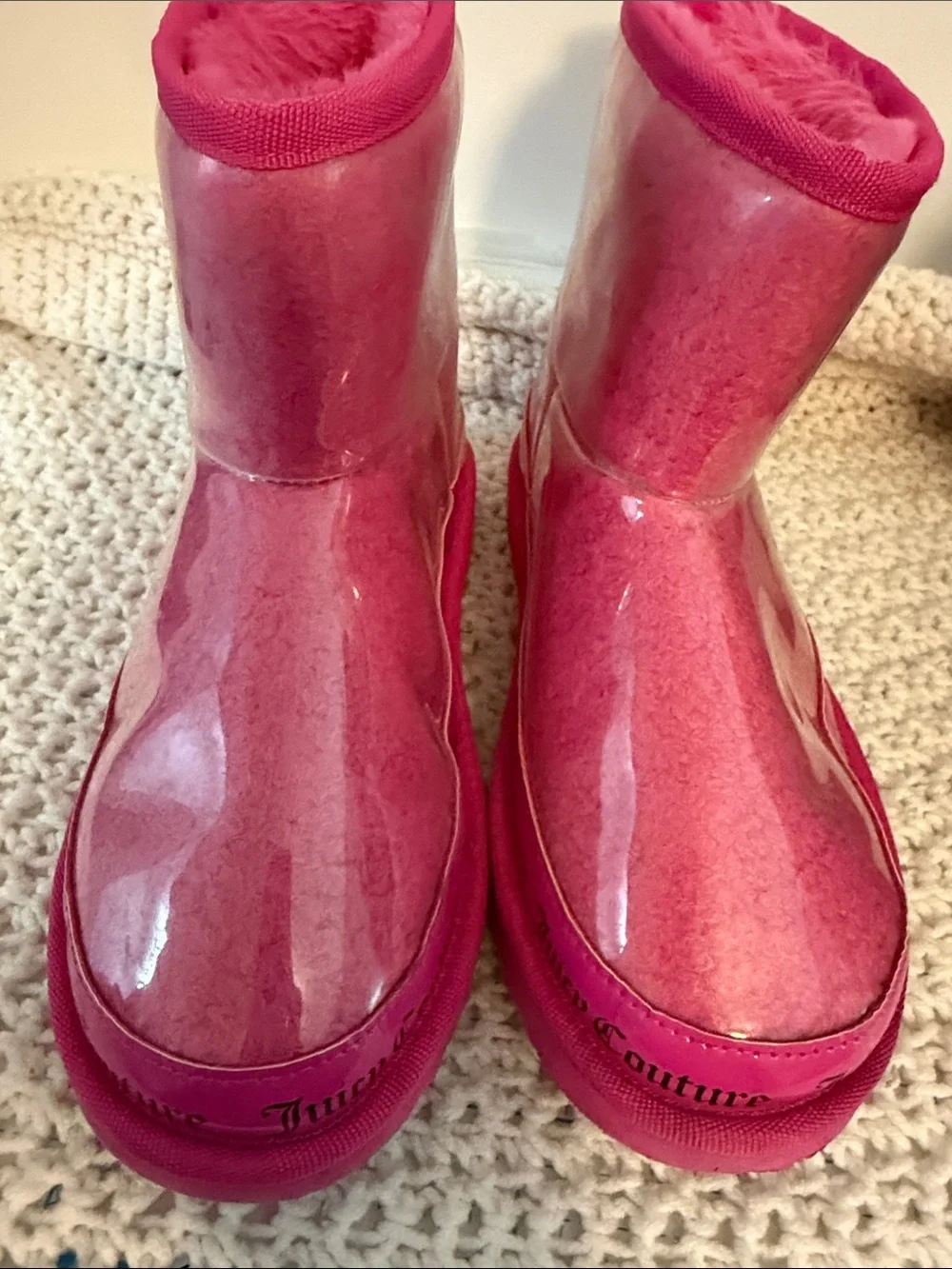 Juicy Couture Girls' Hot Pink Glossy Plush-Lined Boots